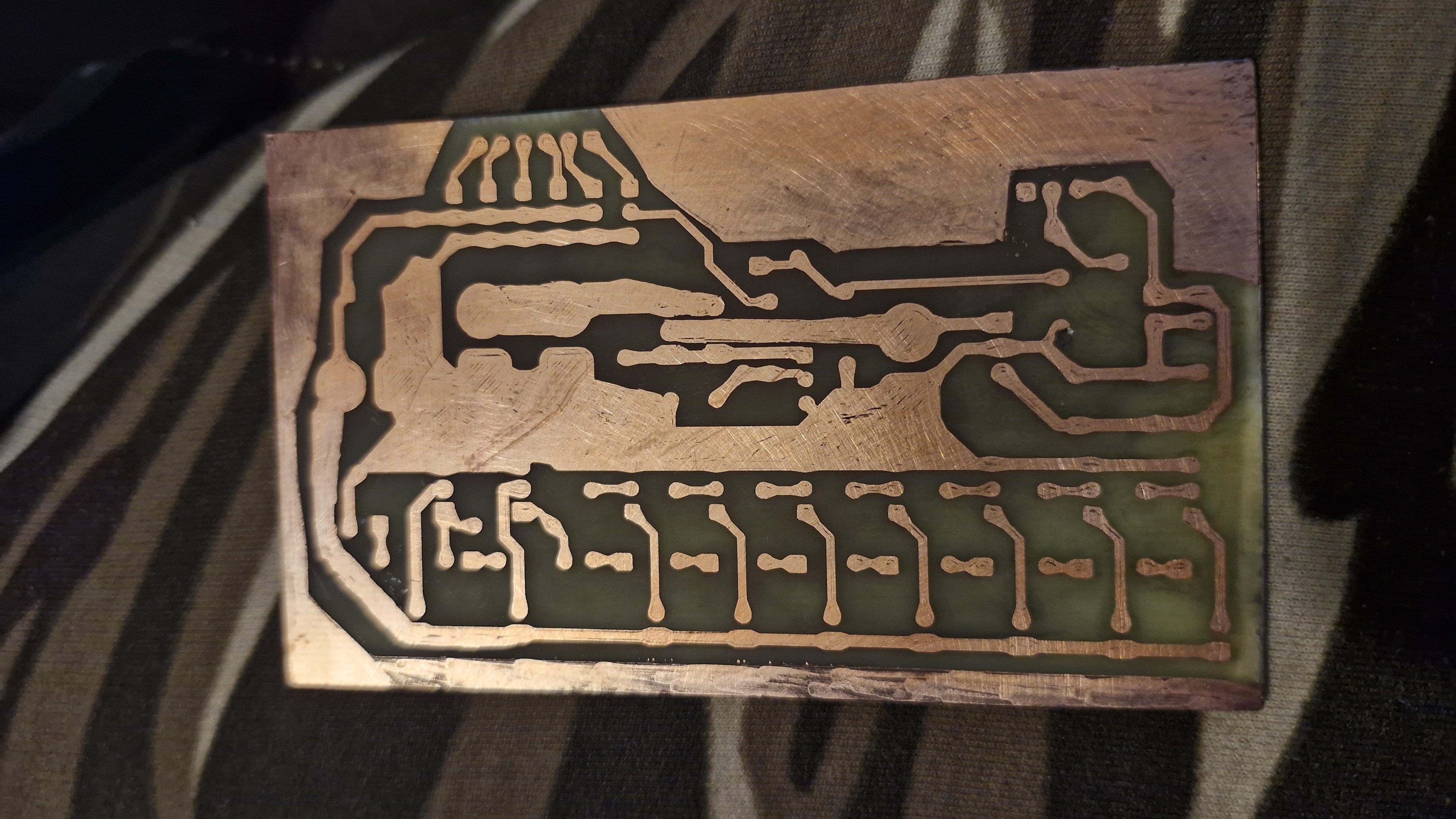 RX PCB v2 po úpravě a leptání